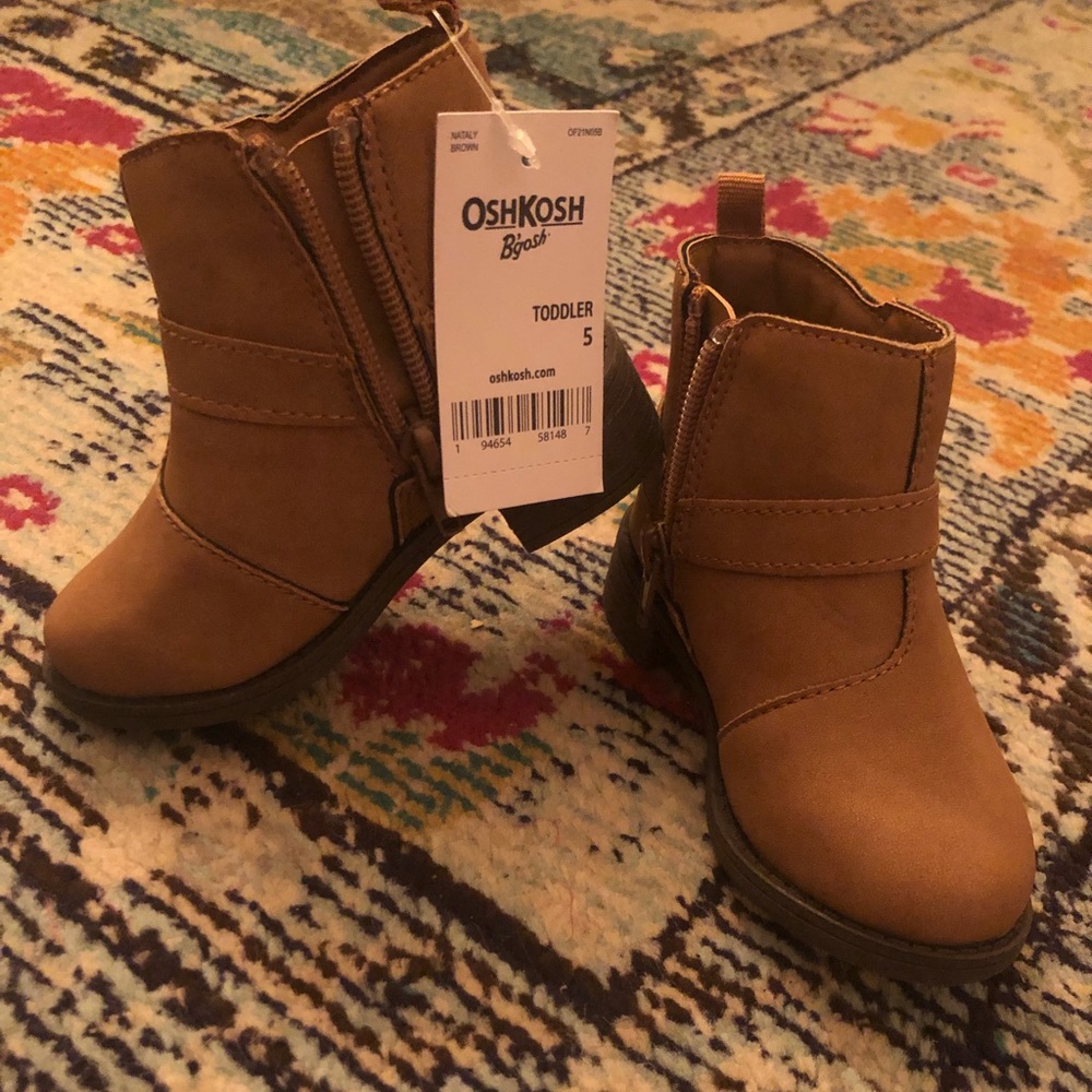 🍂 Toddler girl size 5 boots👢